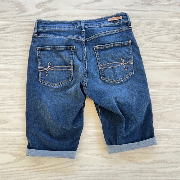 Levi’s Denizen Women’s Size 6 Blue Modern Skinny Denim Shorts - Picture 3 of 8